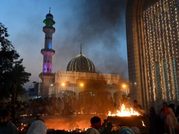 The Nexus of Sufi Saints and Politicians in Pakistan