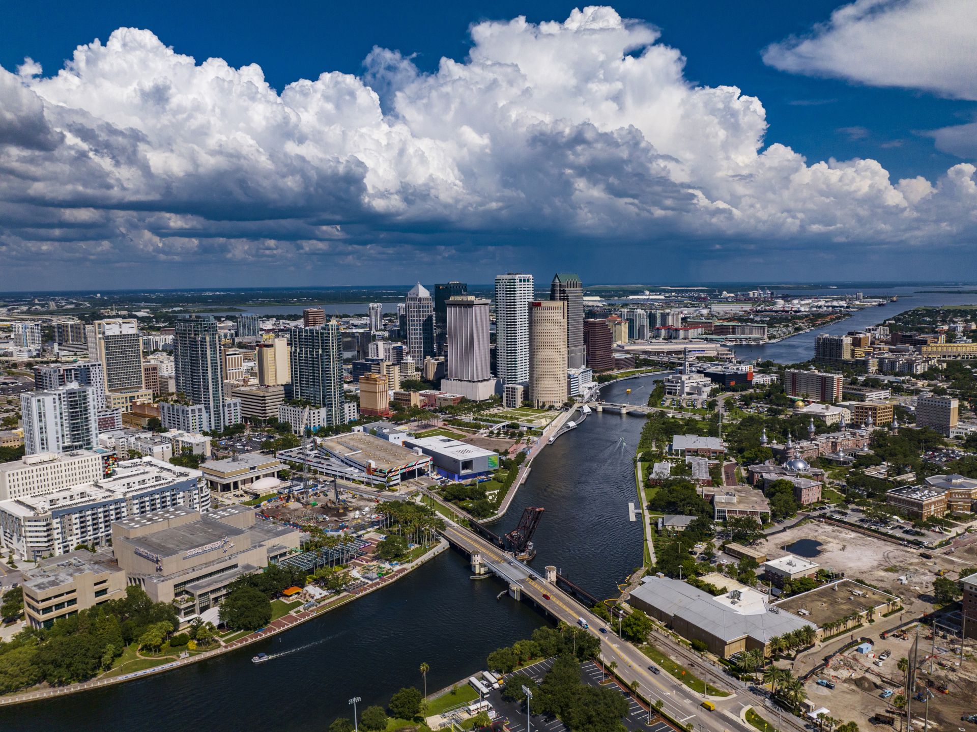 Tampa’s Muslims Thrive, but Political Crosscurrents Create Dilemmas