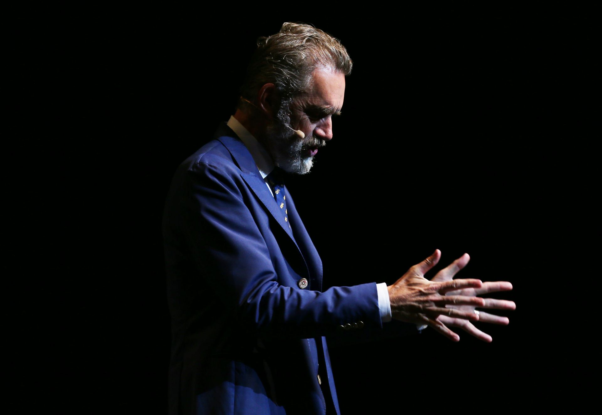 Jordan Peterson Visits Al-Aqsa Mosque