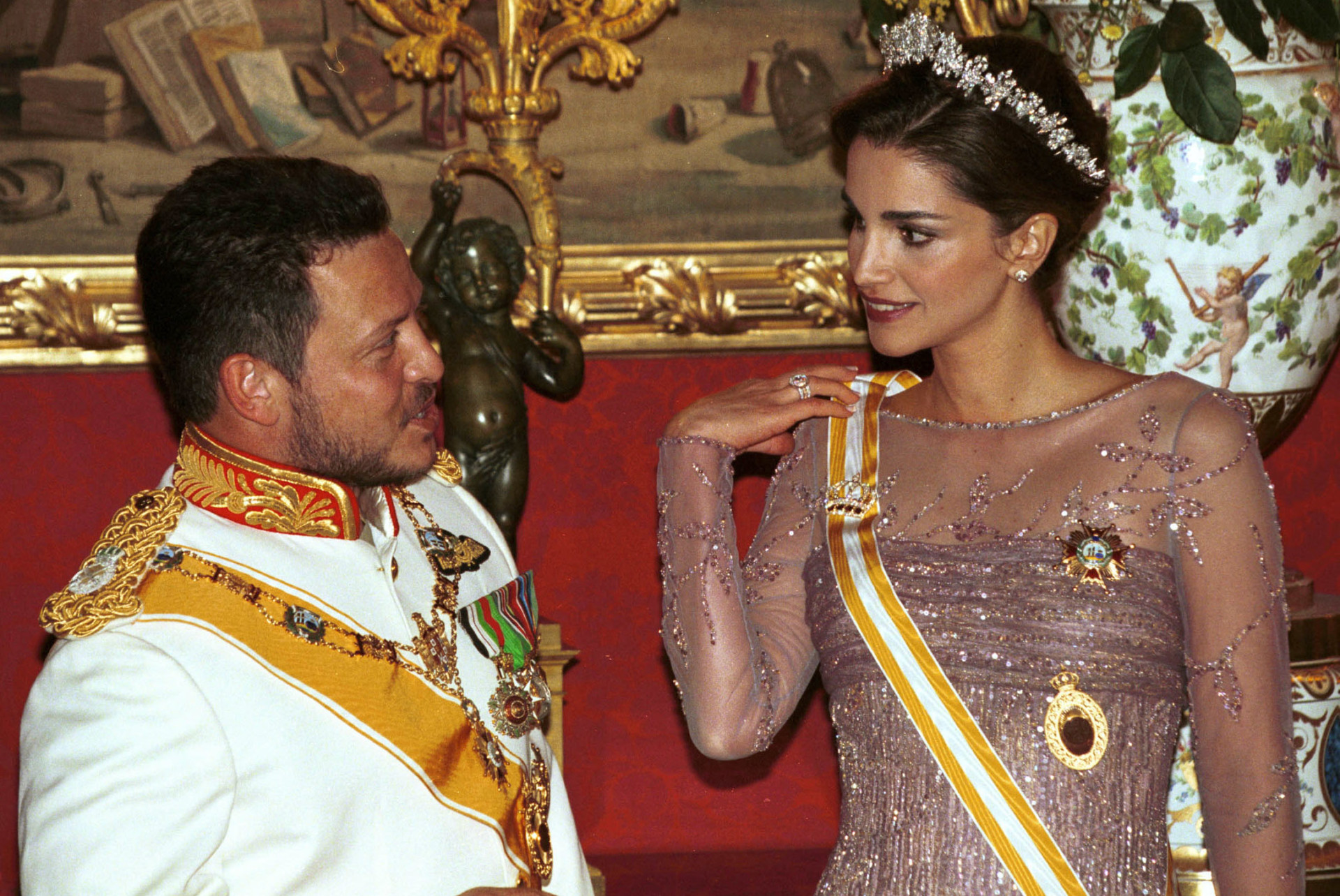 Jordan’s Elite Shrug Their Shoulders in Light of Latest Revelations of King’s Wealth
