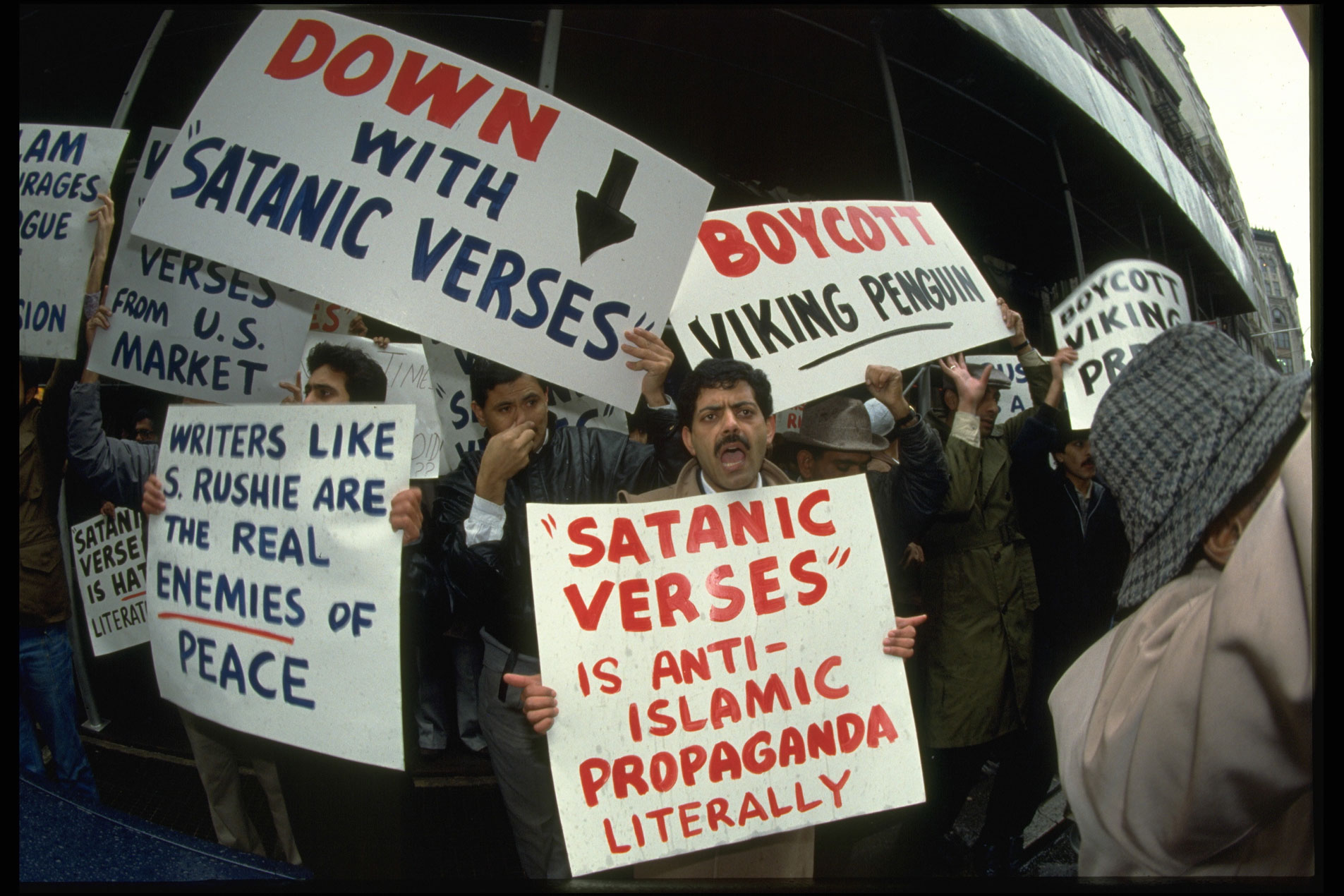 Responses to the Rushdie Attack Show What Khomeini’s Fatwa Was About