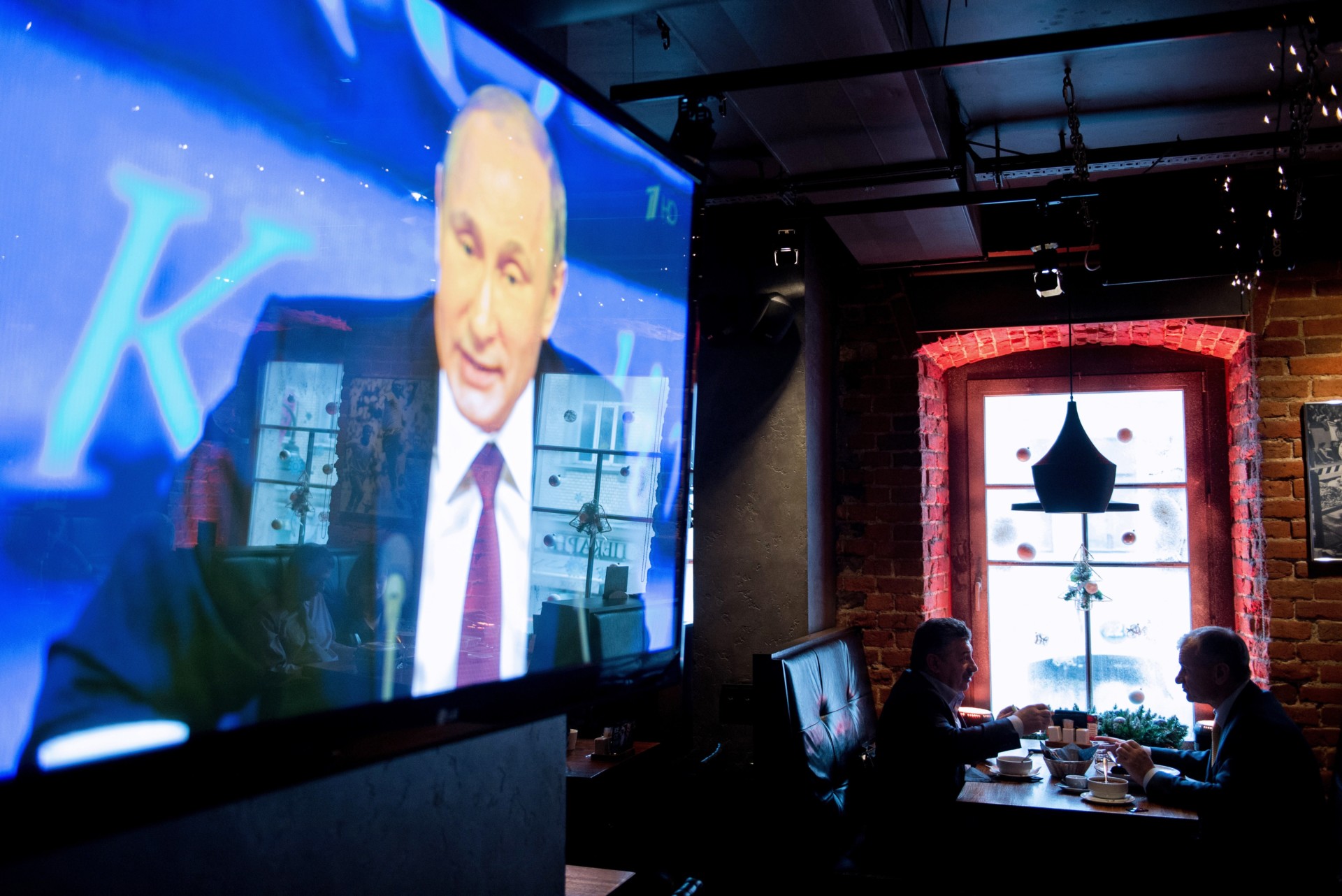 How to Survive the Disinformation Wars