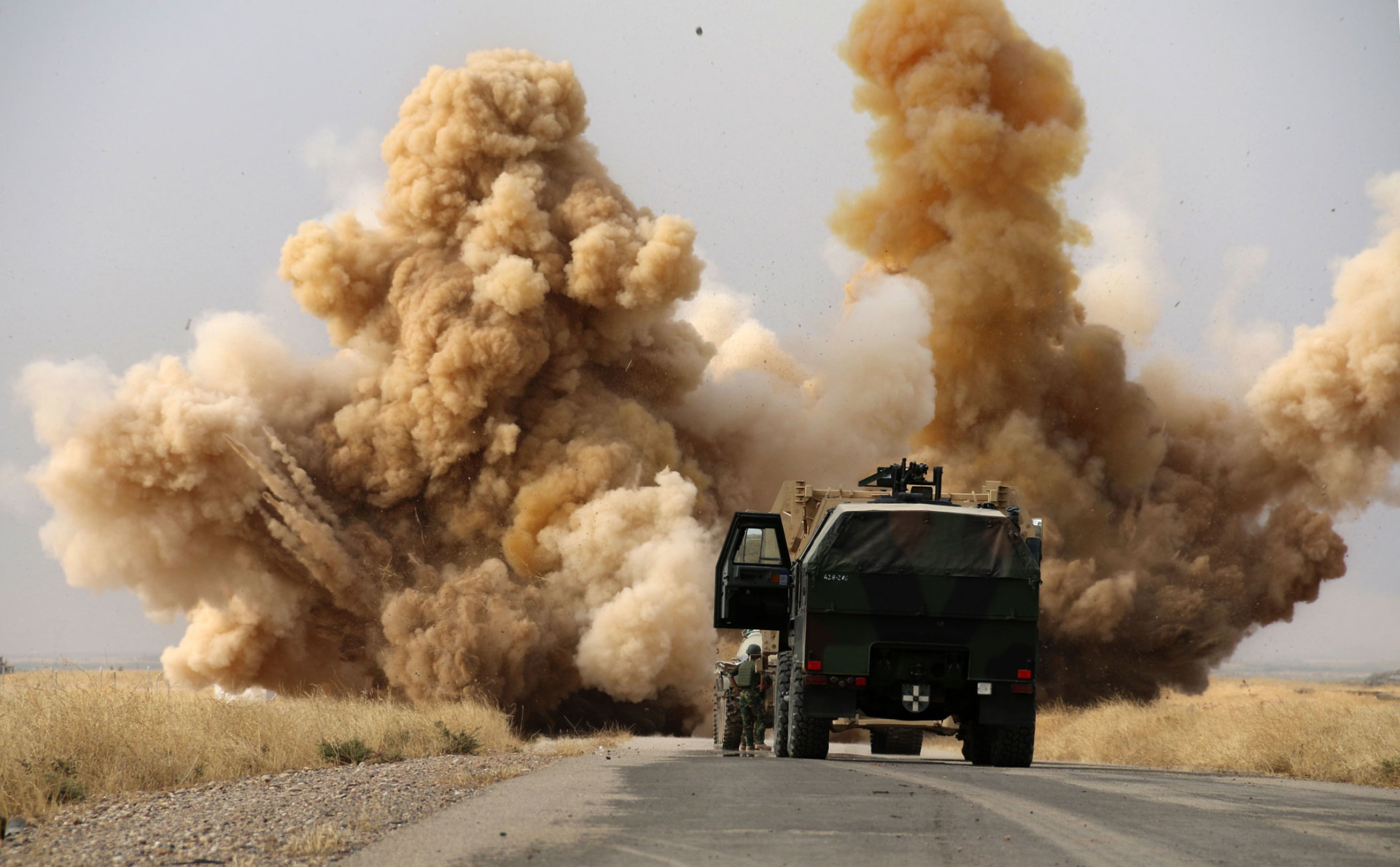 In Mosul, There’s a New War Against Mines
